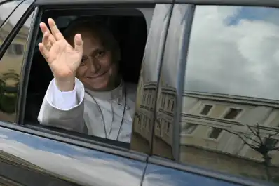 El Papa sí podría viajar, dijo su cirujano