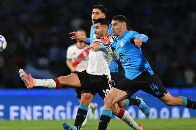 River ganó, gustó y goleó para recuperar la sonrisa