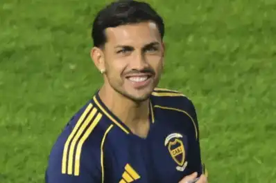 Paredes viajó a Brasil y sueña con jugar ante Vasco da Gama