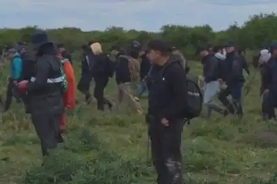 Docente desaparecida en Corrientes: ordenan la detención de un peón rural en medio del reclamo familiar