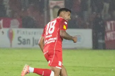 Pausa, pegada y gol: qué puede aportarle Matías “Caco” García a San Martín en la recta final