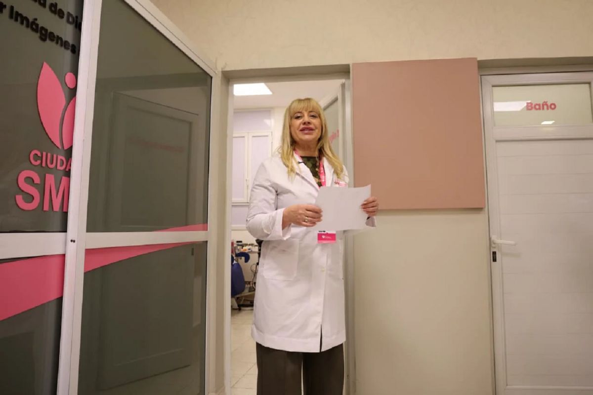 En el Día Mundial contra el Cáncer de Mama, la intendenta Rossana Chahla realizó controles a vecinas de la capital