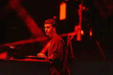 Juan Elvadin, el primer argentino en lanzar un EP en Drumcode junto a Kevin de Vries