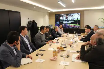 Representantes de un importante ingenio de Guatemala llegaron a Tucumán para intercambiar experiencias con el sector azucarero