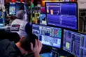 El riesgo país se mantiene por encima de los 700 puntos y los bonos argentinos profundizan pérdidas