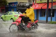 Tormentas, granizo y ráfagas de hasta 90 km/h: qué zonas están en alerta naranja este viernes