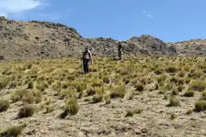 Un terreno hostil dificulta la búsqueda de Raúl Moyano