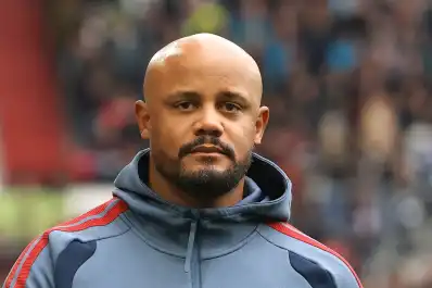 Alarma en el Bayern Múnich: Vincent Kompany se descompensó tras la práctica y fue hospitalizado