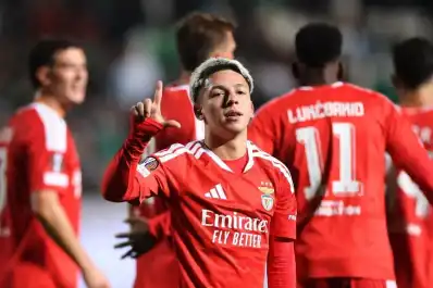 Echeverri y Prestianni brillaron en Benfica y Maher Carrizo rescató a su equipo: mirá los goles