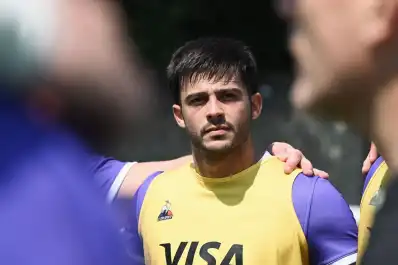 Tuvo un paso por Tarucas, fue titular en el último partido de Los Pumas y ahora jugará en el Top 14 de Francia