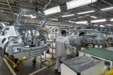 Crisis automotriz: Stellantis frenará la producción durante siete semanas en Córdoba