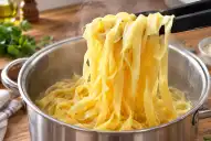 Mañana fresca y lluvia en Tucumán: el plan perfecto para celebrar el Día Mundial de la Pasta con platos caseros