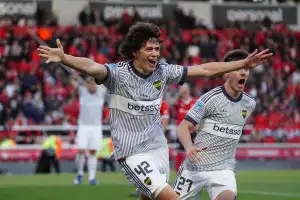 Boca venció a Independiente sobre el final y llega como único líder de la Anual al Superclásico