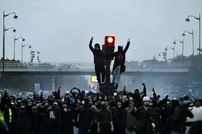 Francia: tensión social y más reclamos contra Macron