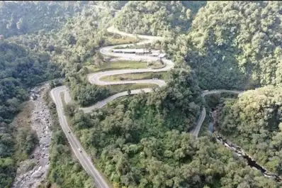 Hace tres décadas se proyectaron dos puentes y un túnel en la ruta 307