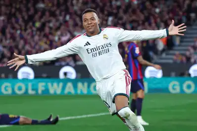 Mbappé hizo historia: con su doblete, Real Madrid le ganó 2-1 a Barcelona en el Camp Nou