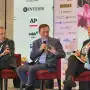 Cómo periodistas desplazados siguen informando a América Latina