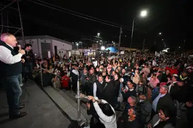 Jaldo inauguró obras de urbanización y una plaza en Banda del Río Salí