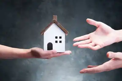 Se aprovechó de la discapacidad de su hermano para quedarse con una casa: la Justicia anuló una operación por $1.100.000