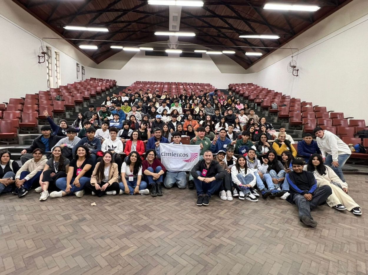 LOS JÓVENES. Pertenecen a los últimos años de la secundaria que participan de los programas de Cimientos.