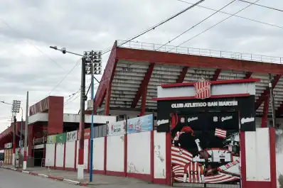 Oscar Mirkin, la CD, Alejandro Orfila y el plantel: nadie escapa al enojo de los hinchas de San Martín