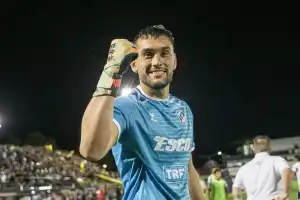 Juan Pablo Cozzani, arquero de Platense, antes de enfrentar a Atlético Tucumán: “Ya no nos miran como una casualidad”