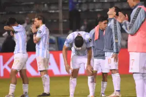 Atlético tuvo el plan, pero no supo sostenerlo y se quedó sin final