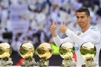 Cristiano Ronaldo superó a Lionel Messi en una votación especial del Balón de Oro