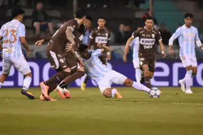 En vivo: con gol de Tesuri, Atlético Tucumán vence 1 a 0 a Platense en la semifinal de la Copa Argentina