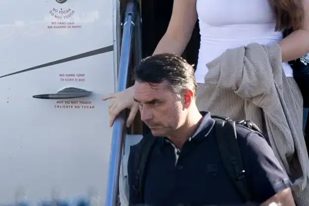Flávio Bolsonaro, en EEUU: se presentó como “el verdadero presidente” de Brasil y agradeció a Milei 