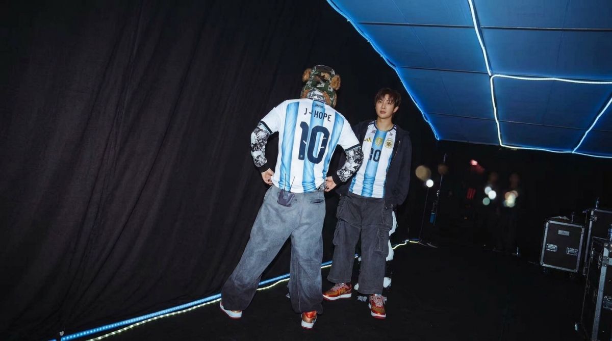 Integrantes de BTS con la camiseta de la Selección Argentina
