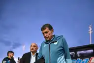 La desazón de Falcioni tras la eliminación: conferencia de un minuto y felicitaciones a Palermo