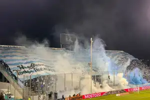 El viaje, la fiesta y la tristeza de los hinchas de Atlético tras la derrota ante Platense