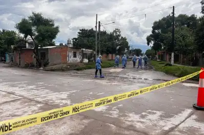 Acusan a una presunta vendedora de drogas de haber pagado para que mataran a un hombre en el barrio ATE