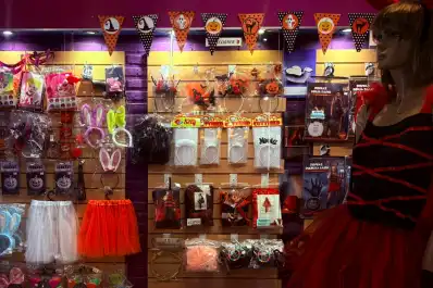 ¿Por qué nos gusta disfrazarnos? Halloween en Tucumán, máscaras y las ganas de ser otro