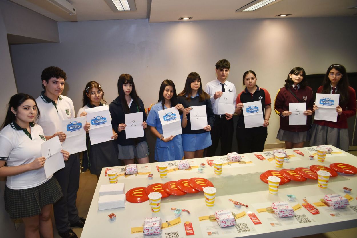 Los premios de Enseñame Tucumán: un viaje para todo el curso, becas y mucho más