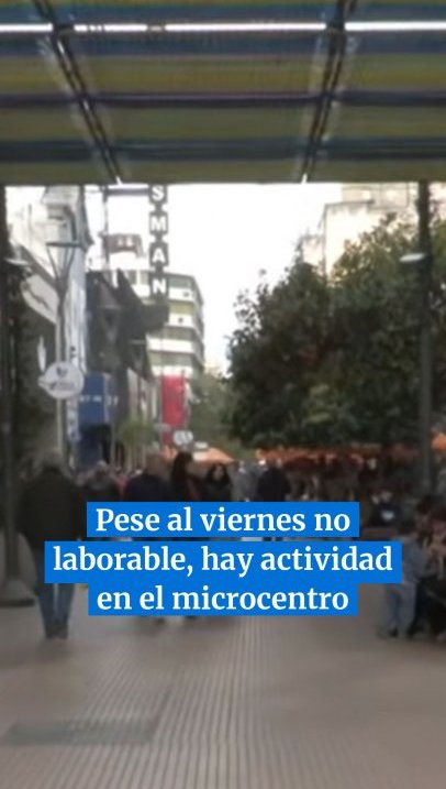 Pese al viernes no laborable, hay actividad en el microcentro tucumano