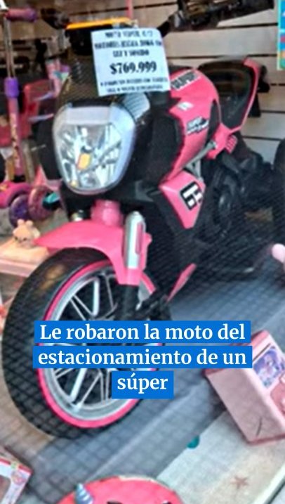 Le robaron la moto en el estacionamiento del súper #tucuman